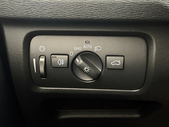 Volvo V40 15 of 30