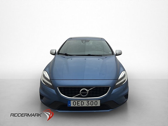 Volvo V40 2 of 30