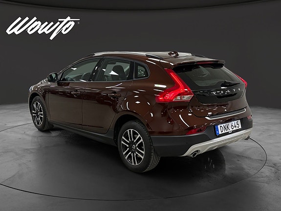 Volvo V40 Cross Country 5 of 18