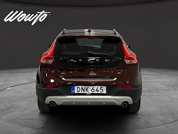 Volvo V40 Cross Country 6 of 18