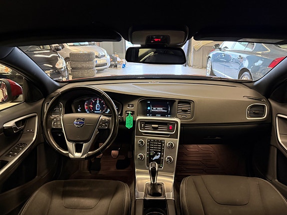 Volvo S60 20 of 24