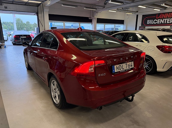 Volvo S60 7 of 24