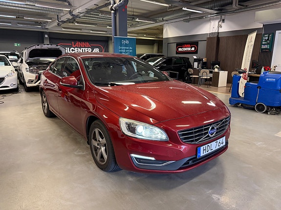 Volvo S60 3 of 20