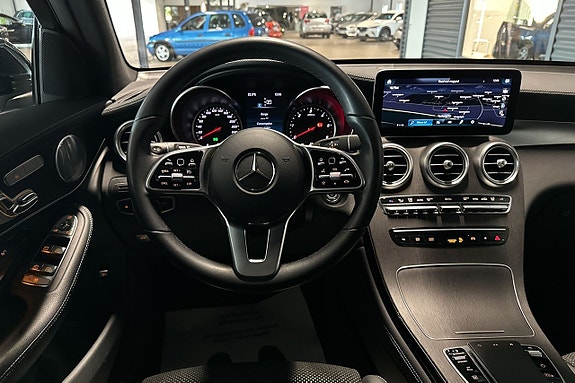 Mercedes-Benz GLC220 d 10 of 22