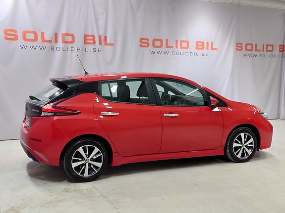 Nissan Leaf 7 of 17