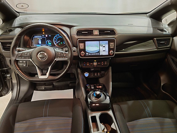 Nissan Leaf 9 of 17