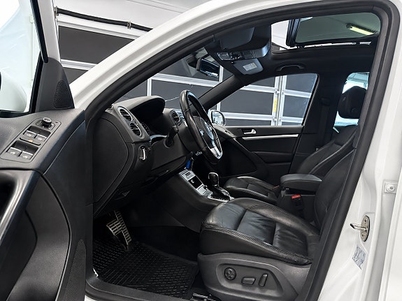 Volkswagen Tiguan 8 of 15