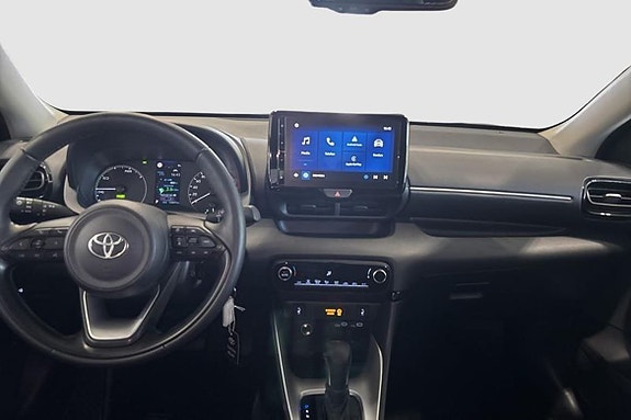 Toyota Yaris 9 of 11