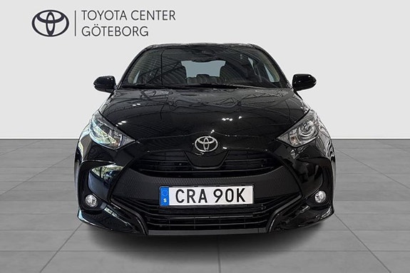 Toyota Yaris 6 of 11