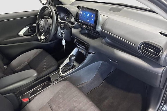 Toyota Yaris 7 of 11