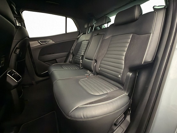 Kia Sportage 27 of 30