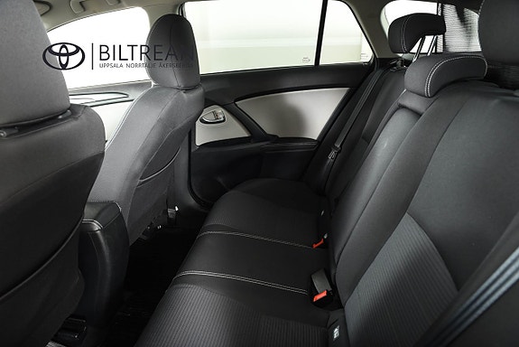 Toyota Avensis 9 of 21