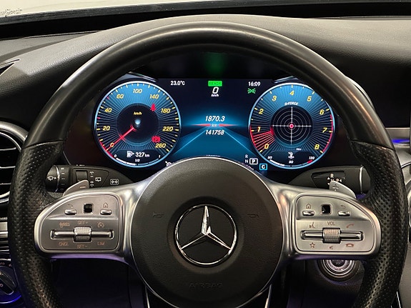 Mercedes-Benz C200 22 of 27