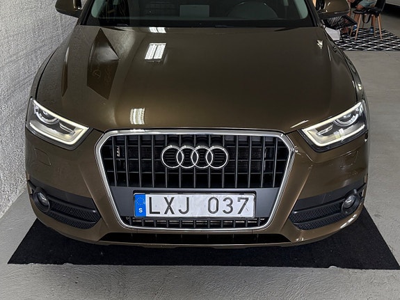 Audi Q3 6 of 21