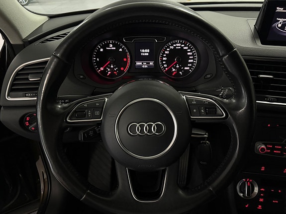 Audi Q3 12 of 21