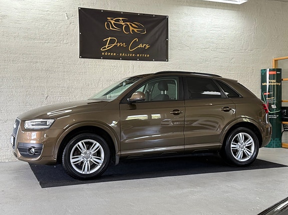 Audi Q3 2 of 21
