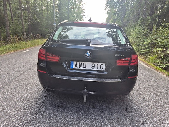 BMW 520i 6 of 15