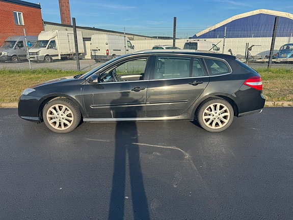 Renault Laguna 2 of 7