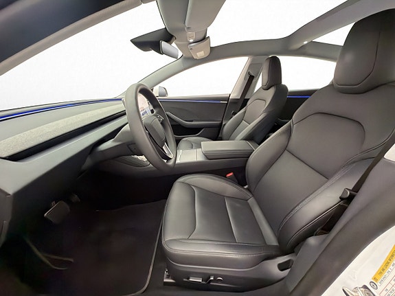 Tesla Model 3 12 of 30