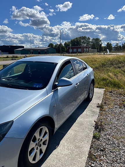 Opel Insignia 4 of 7