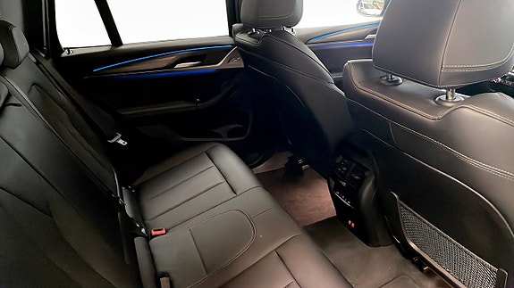BMW X3 5 of 9