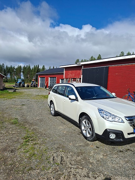 Subaru Outback 5 of 6