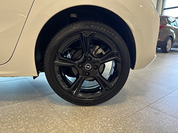Opel Corsa 15 of 15