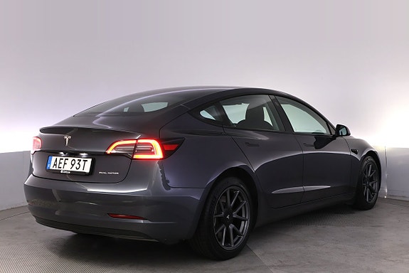 Tesla Model 3 5 of 27