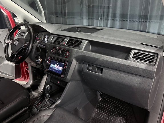 Volkswagen Caddy 15 of 24