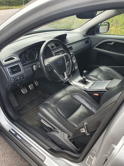 Volvo XC70 5 of 6