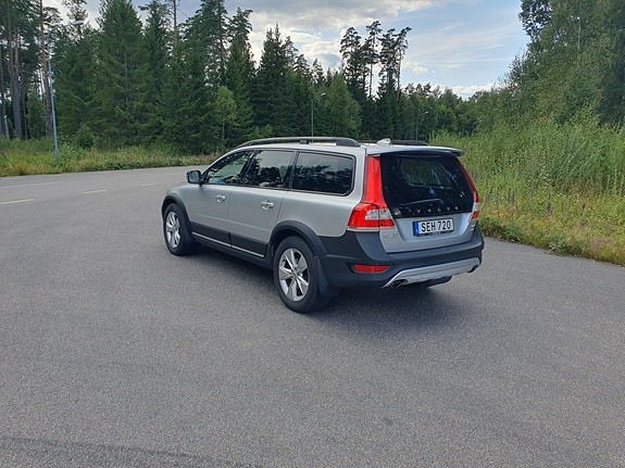 Volvo XC70 3 of 6
