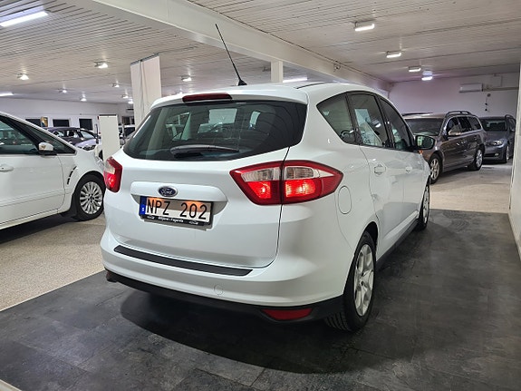 Ford C-Max 5 of 8