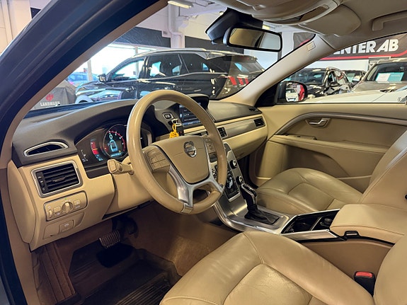 Volvo S80 12 of 24