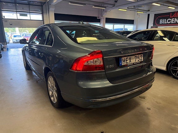 Volvo S80 7 of 24