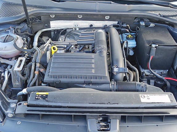 Volkswagen Golf I 13 of 13