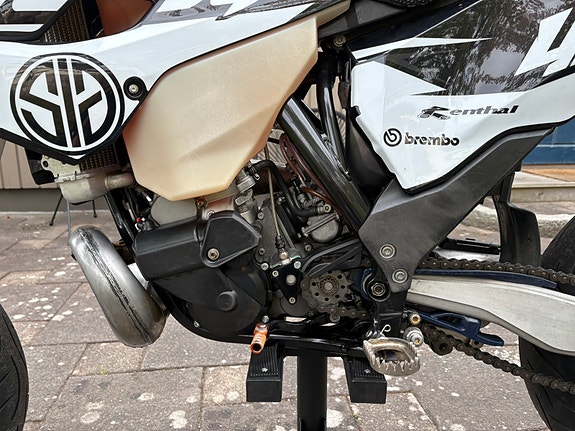 Husqvarna Te300 7 of 7