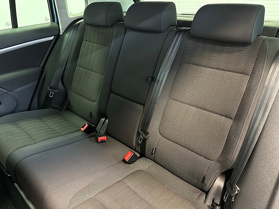 Volkswagen Tiguan 18 of 28