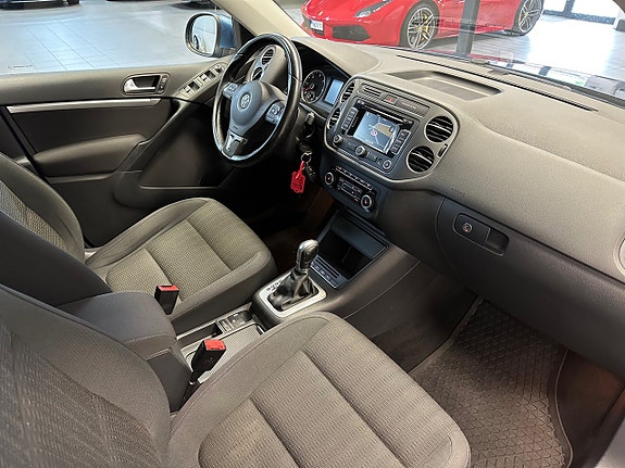 Volkswagen Tiguan 13 of 28