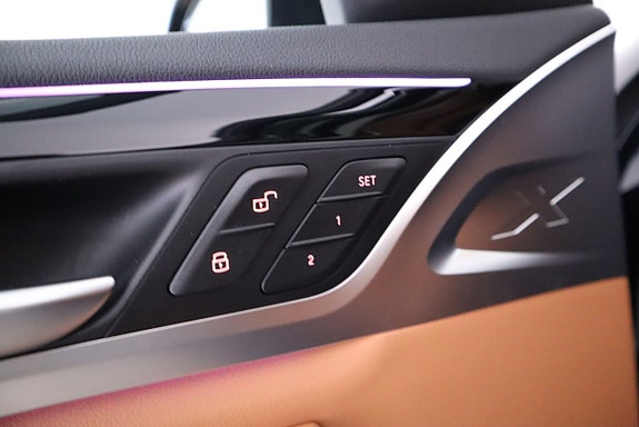 BMW iX3 14 of 26