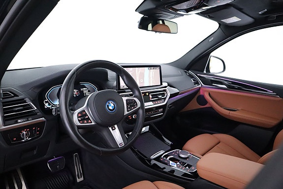 BMW iX3 10 of 26