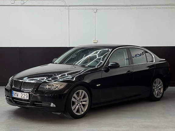 BMW 330d 4 of 16