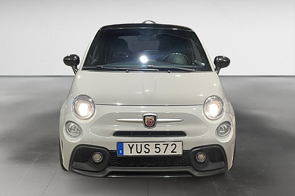 Abarth 595 10 of 17