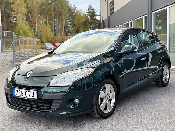 Renault Megane 21 of 30