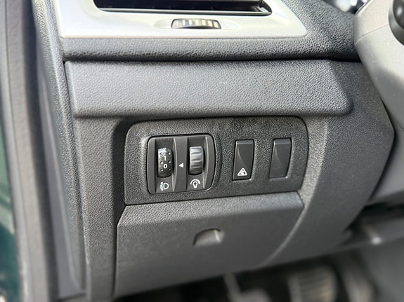 Renault Megane 27 of 30