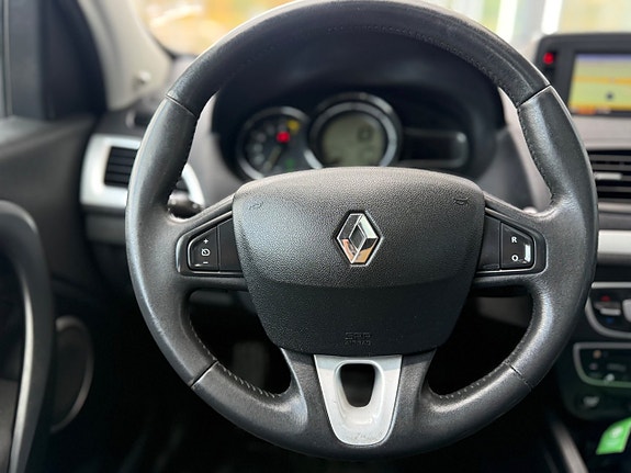 Renault Megane 25 of 30