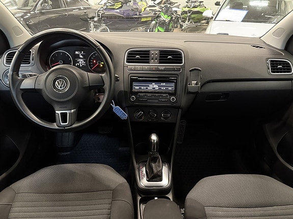Volkswagen Polo 20 of 20