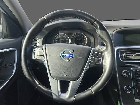 Volvo S60 9 of 11