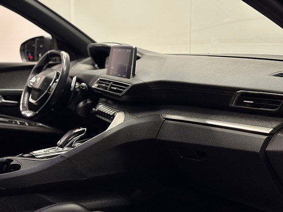 Peugeot 3008 24 of 25