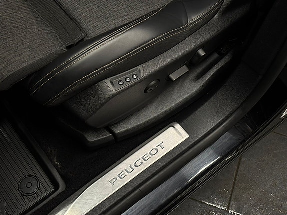 Peugeot 3008 13 of 25