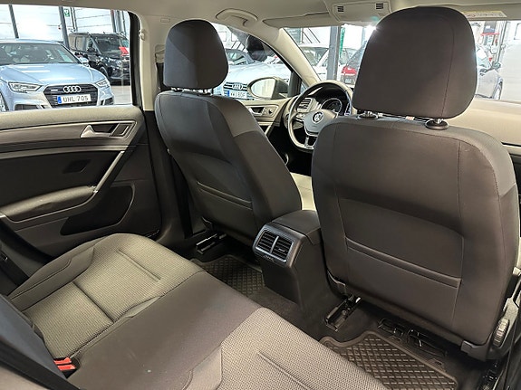 Volkswagen Golf I 17 of 26